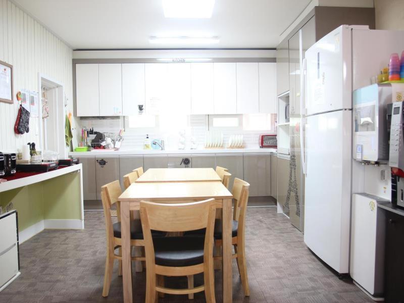 Guesthouse 710 In Haeundae Puszan Kültér fotó